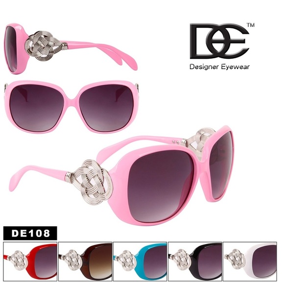 Sunglasses with design on the size comes with hard case 2 for $30 Summer fun - Picture 1 of 7